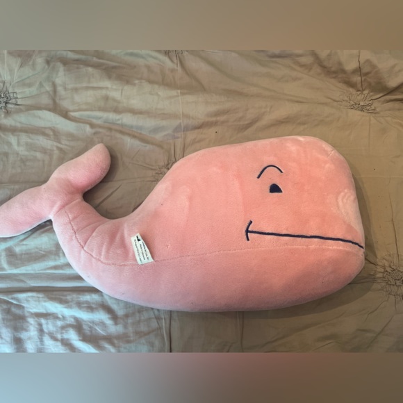 Vineyard Vines Other - Vineyard Vines Large Plush Pink Pillow